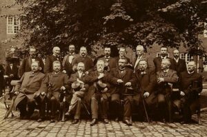 Jóhannes_alongside_other_members_of_Alþingi_in_Copenhagen_in_1906