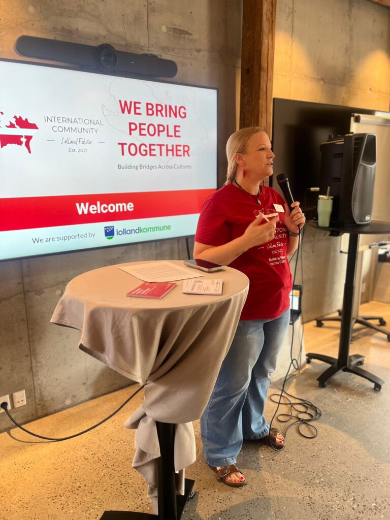 Speaking at an International Community Welcome September event about the importance of being active in local politics.